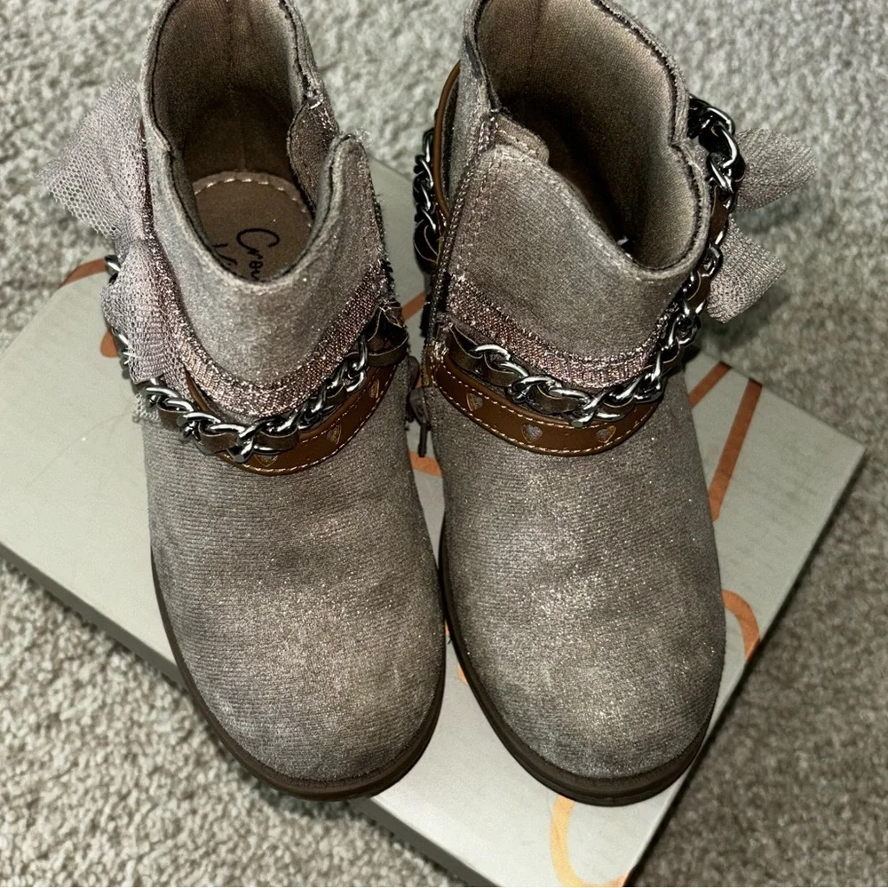 Crown Vintage these booties